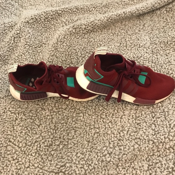 Adidas nmd r1. Size 8 W - Picture 4 of 5